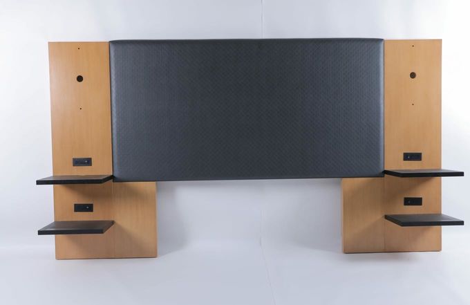 Ξύλινο βινύλιο με χαλινάρισμα King Headboard Έπιπλα υπνοδωματίων ξενοδοχείων 1